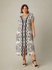 Live Unlimited Black Curve Mono Scarf Print Midaxi Dress - Image 1 of 4