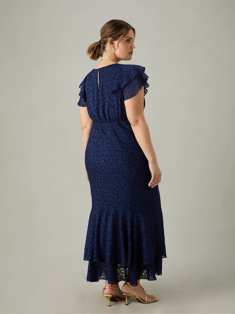 Blau - Live Unlimited Curve Maxikleid mit Rüschen-Schulter und Animal-Burnout-Print - Bild 6 von 6