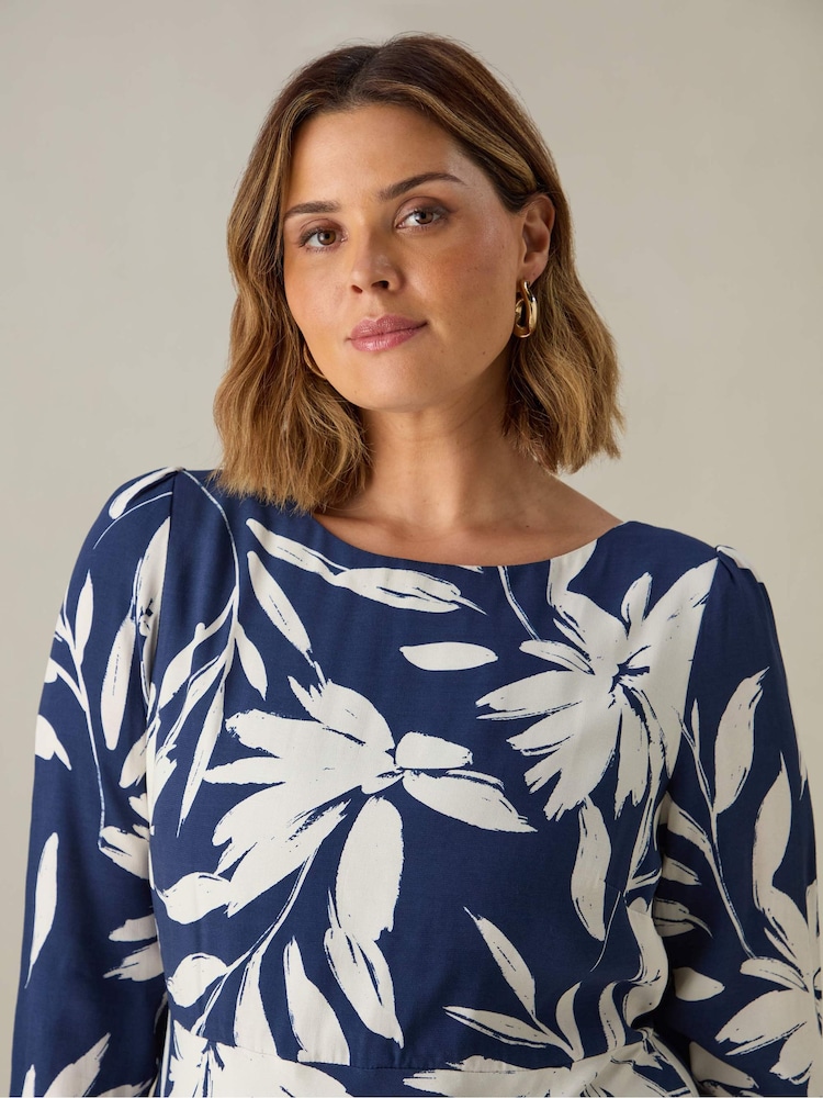 Live Unlimited Blue Curve Floral Scoop Back Bias Maxi Dress - Image 2 of 4