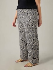 Live Unlimited Black Curve Mono Leaf Print Plissé Trousers - Image 4 of 6