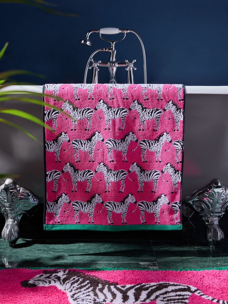 Pink Zebra 100% Cotton Towels - Image 2 of 5