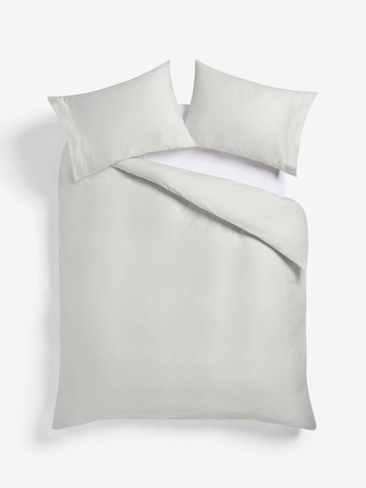 Pale Sage Green Collection Luxe 300 Thread Count 100% Cotton Sateen Satin Stitch Luxury Duvet Cover And Pillowcase Set - Image 6 of 7
