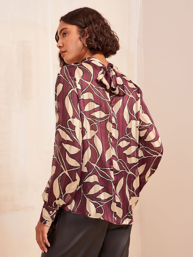 Braun - Friends Like These Bluse mit Rollkragen und Bindeband im Animal-Print - Bild 2 von 4 Braun - Friends Like These Bluse mit Rollkragen und Bindeband im Animal-Print - Bild 2 von 4