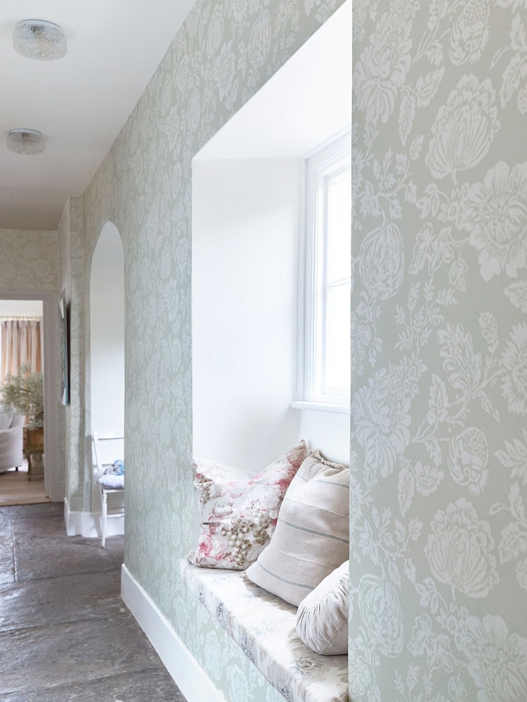 Shabby Chic by Rachel Ashwell® Sage Stipple 10M Wallpaper - Image 2 of 3