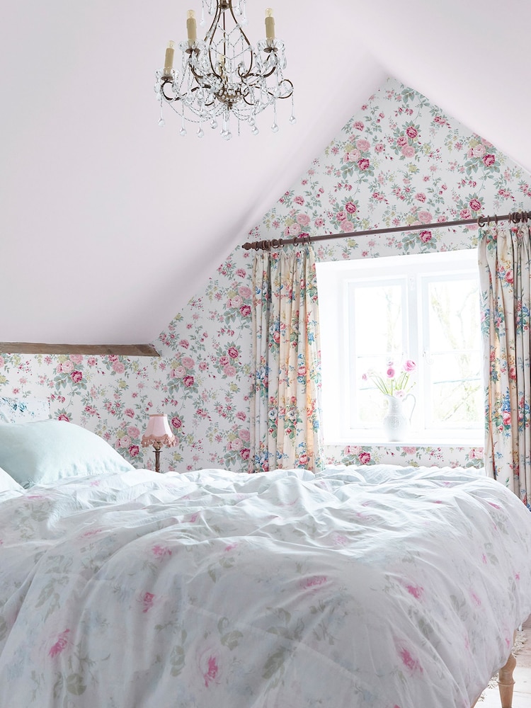 Shabby Chic by Rachel Ashwell® Off White Wild Flower 10M Wallpaper - Image 2 of 3