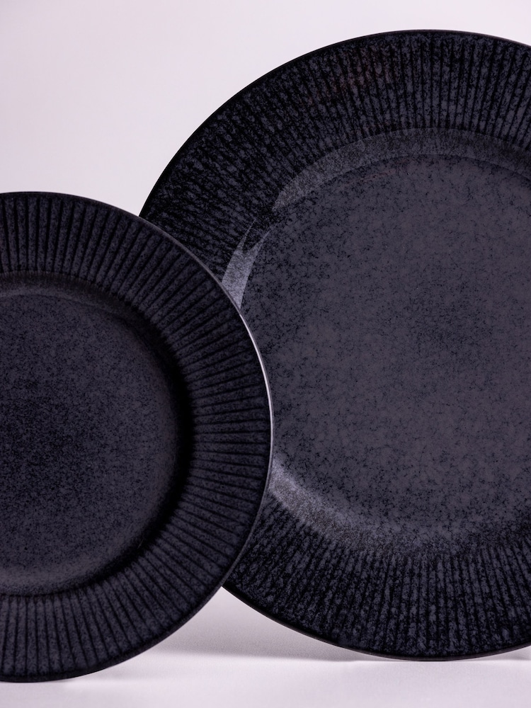 Mason Cash Black Set of 4 Reactive Linear Side Plates 21cm - Image 2 of 4 Mason Cash Black Set of 4 Reactive Linear Side Plates 21cm - Image 2 of 4