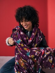 Christmas Dog Print Lightweight Scarf - Image 4 of 5
