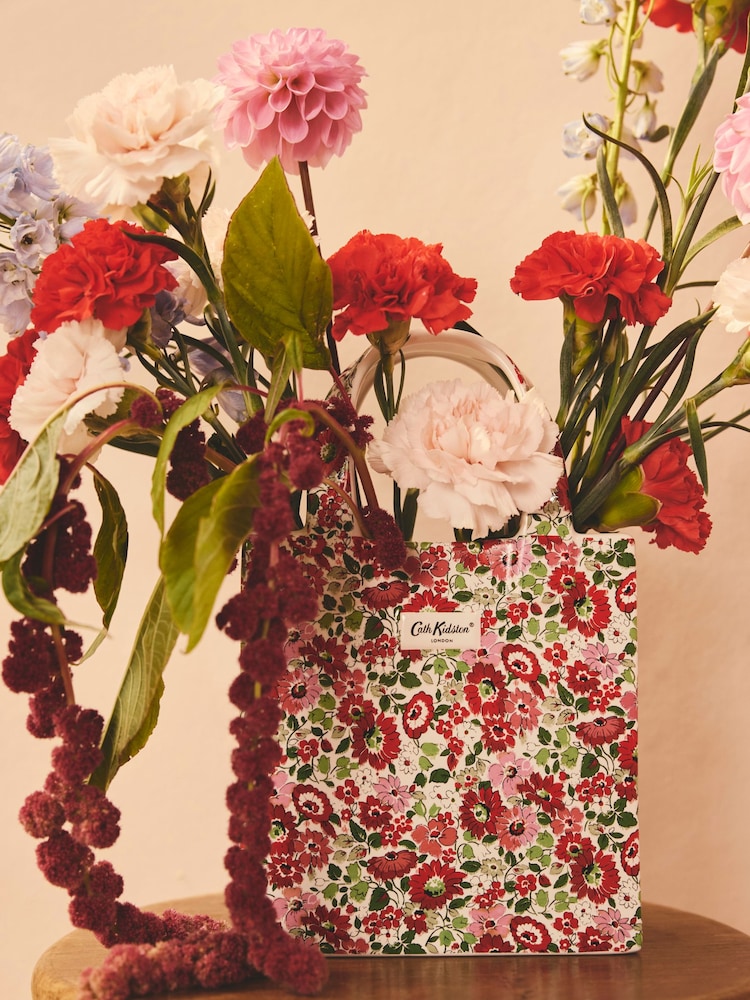 Cath Kidston Red Floral Hand Bag Vase - Image 2 of 5