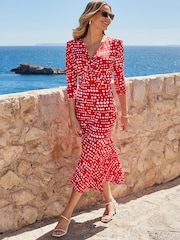 Sosandar Red Spot Print Twist Front Ruched Sleeve Fit and Flare Dress - Image 3 of 6