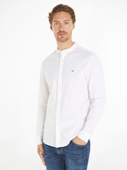 Tommy Jeans White Regular Fit Oxford 100% Cotton Mao-Collared Shirt - Image 1 of 6