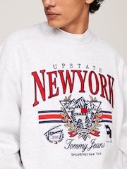 Tommy Jeans Grey Boxy Explorer Vintage Crew Neck Sweatshirt - Image 4 of 6
