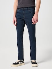 Синий с принтом - Джинсы Wrangler Straight Fit Greensborough - Image 1 of 6
