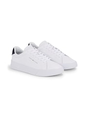 Blanco - Tommy Hilfiger Court Leather Grain Essential Trainers - Imagen 2 de 4