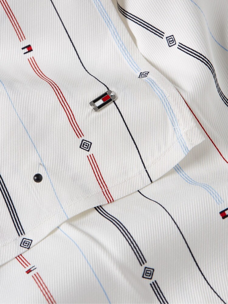 Tommy Hilfiger White Foulard V-Neck Blouse - Image 5 of 5