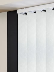 White Aver Made to Measure Vertical Blinds - Image 3 of 8