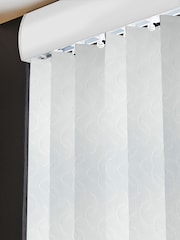 White Aver Made to Measure Vertical Blinds - Image 4 of 8