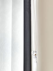 White Aver Made to Measure Vertical Blinds - Image 5 of 8