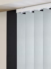 White Isin Made to Measure Vertical Blinds - Image 3 of 8