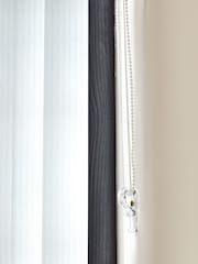 White Isin Made to Measure Vertical Blinds - Image 5 of 8