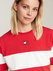Tommy Jeans Badge 100% Cotton T-Shirt - Imagen 3 de 4