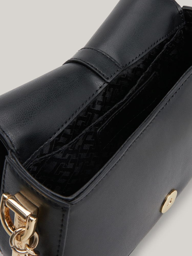 Tommy Hilfiger Black Heritage Crossover Bag - Image 2 of 5 Tommy Hilfiger Black Heritage Crossover Bag - Image 2 of 5