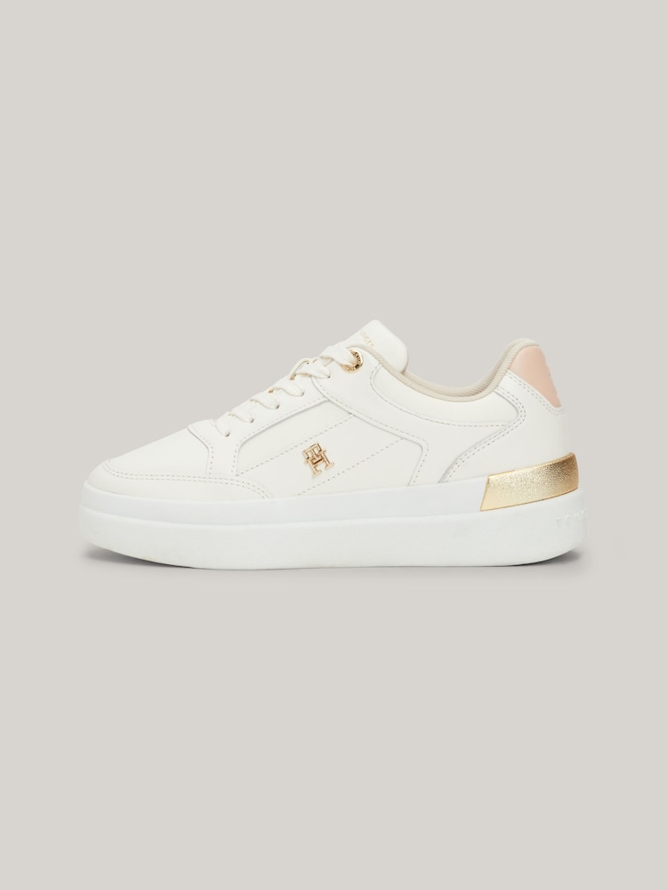 Tommy Hilfiger White Lux Hardware Court Trainers - Image 2 of 6 Tommy Hilfiger White Lux Hardware Court Trainers - Image 2 of 6