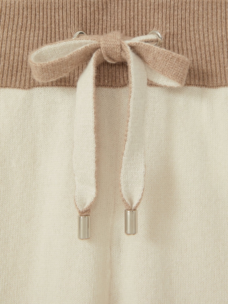 Reiss Camel/Ivory Eve Wool Blend Colourblock Joggers - Image 5 of 5 Reiss Camel/Ivory Eve Wool Blend Colourblock Joggers - Image 5 of 5