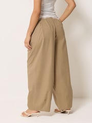 PixieGirl Petite Brown Pleated Waist Balloon Trousers - Image 3 of 6