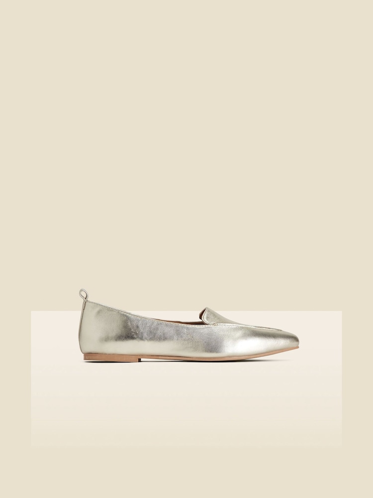 Sosandar Gold Pointed Toe Loafers - Image 1 of 4