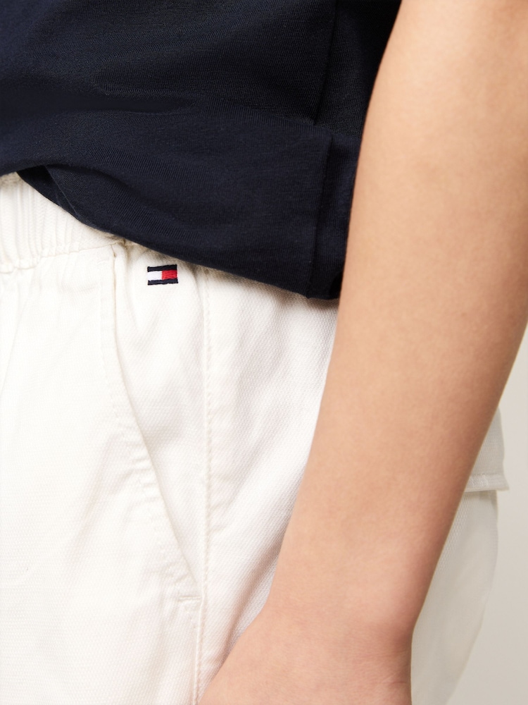 Белый - Зауженные шорты Tommy Hilfiger - Изображение 4 из 4 Белый - Зауженные шорты Tommy Hilfiger - Изображение 4 из 4