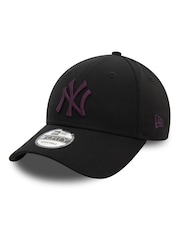 New Era Mens New York Yankees League Essential 9FORTY 100% Cotton Black Cap - Image 4 of 5