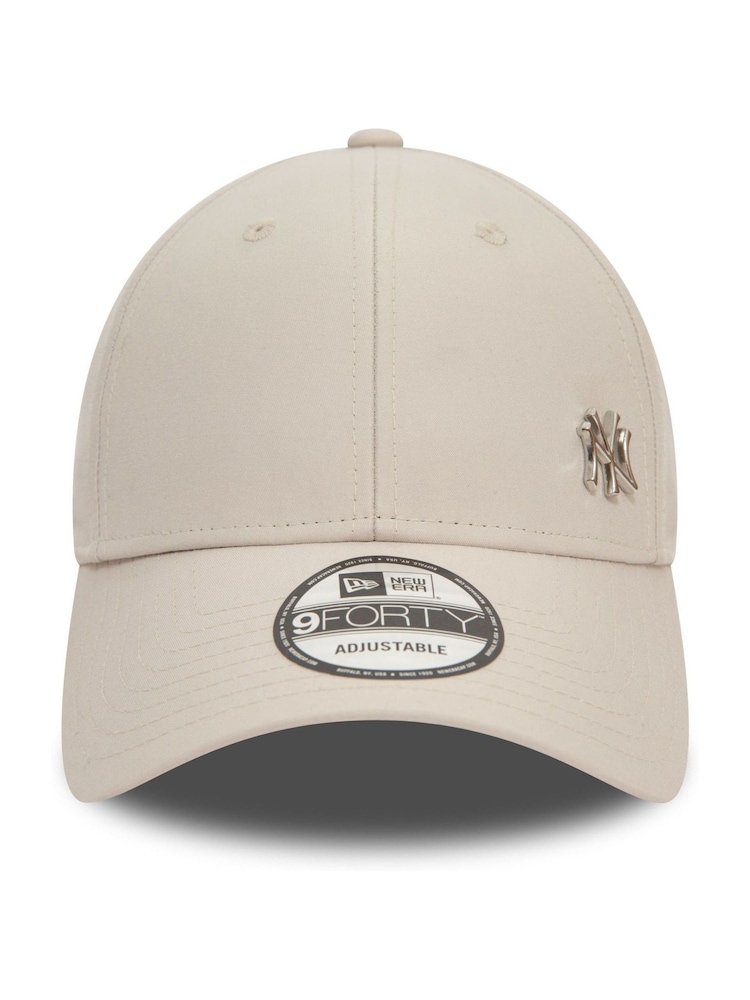 New Era Mens New York Yankees Flawless 9FORTY Brown Cap - Image 1 of 5