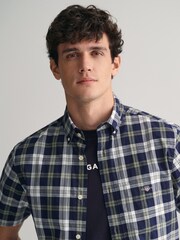 أزرق - قميص بوبلين بنمط مربعات قطن 100% بكُم قصير وتلبيس قياسي من GANT - صورة 4 من 5