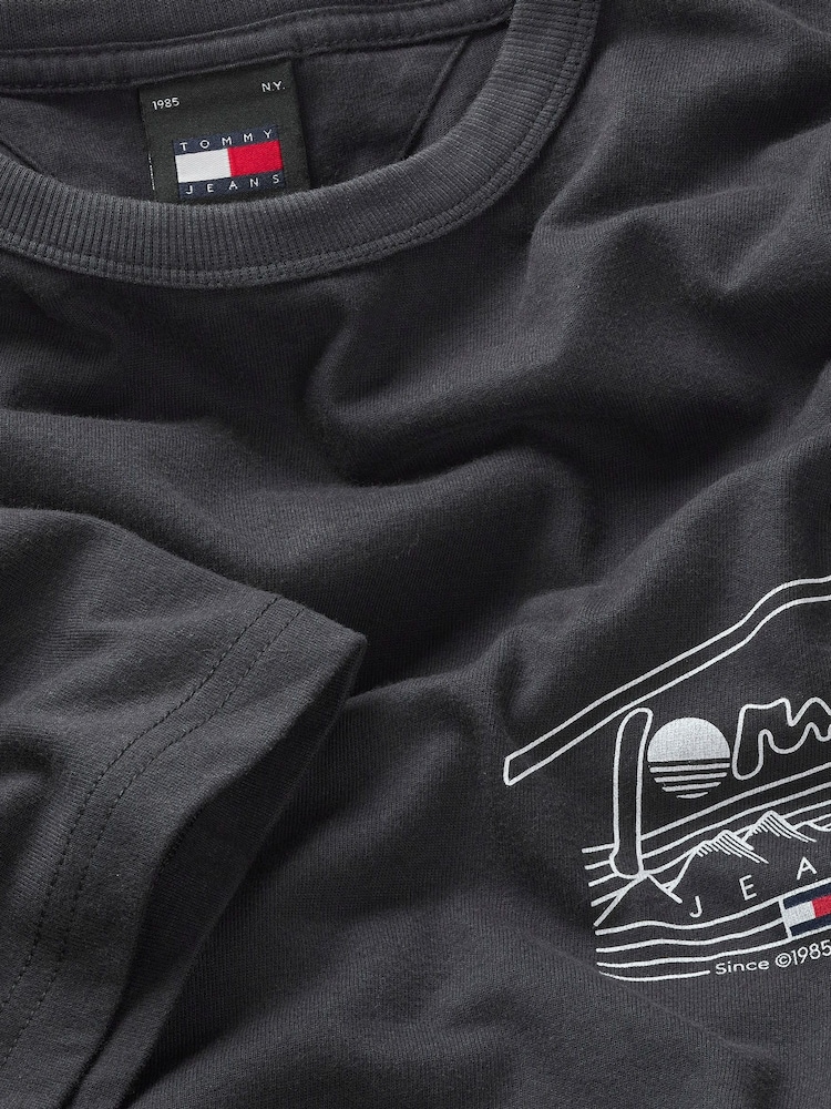 Tommy Jeans Black Oversized Vintage Explorer 100% Cotton T-Shirt - Image 5 of 5
