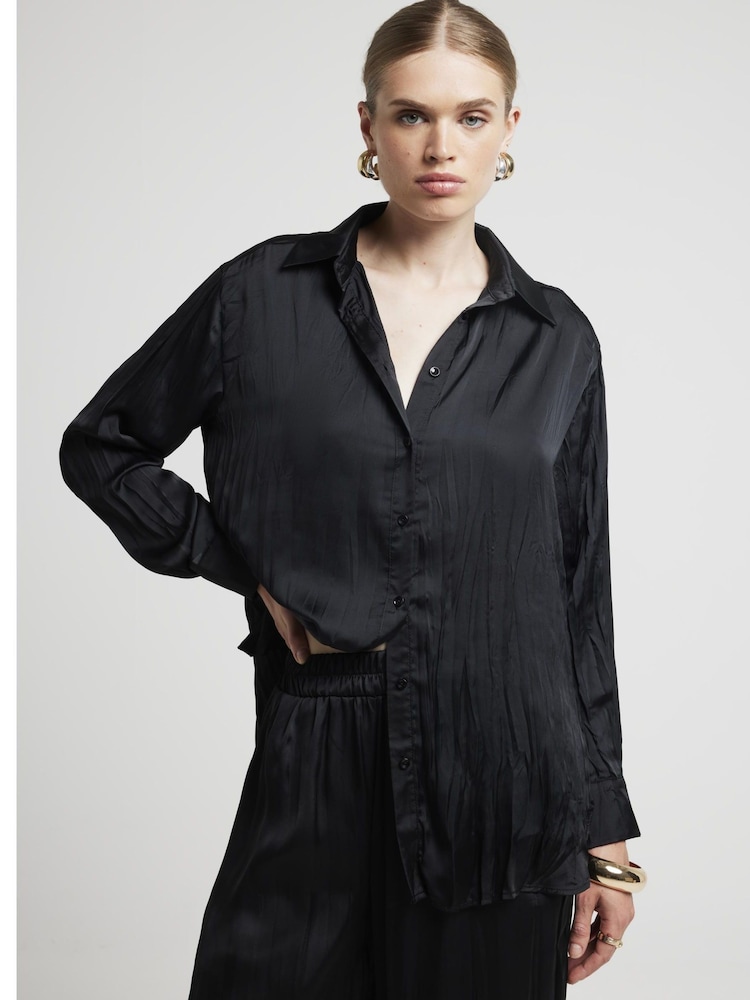 River Island Crinkle Satin Shirt - Obraz 1 z 1 River Island Crinkle Satin Shirt - Obraz 1 z 1