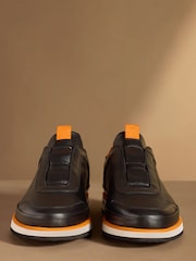 কালো/Orange - Russell & Bromley San Giusto Oxford Laceless Sneakers - 7এর মধ্যে 3 ছবি