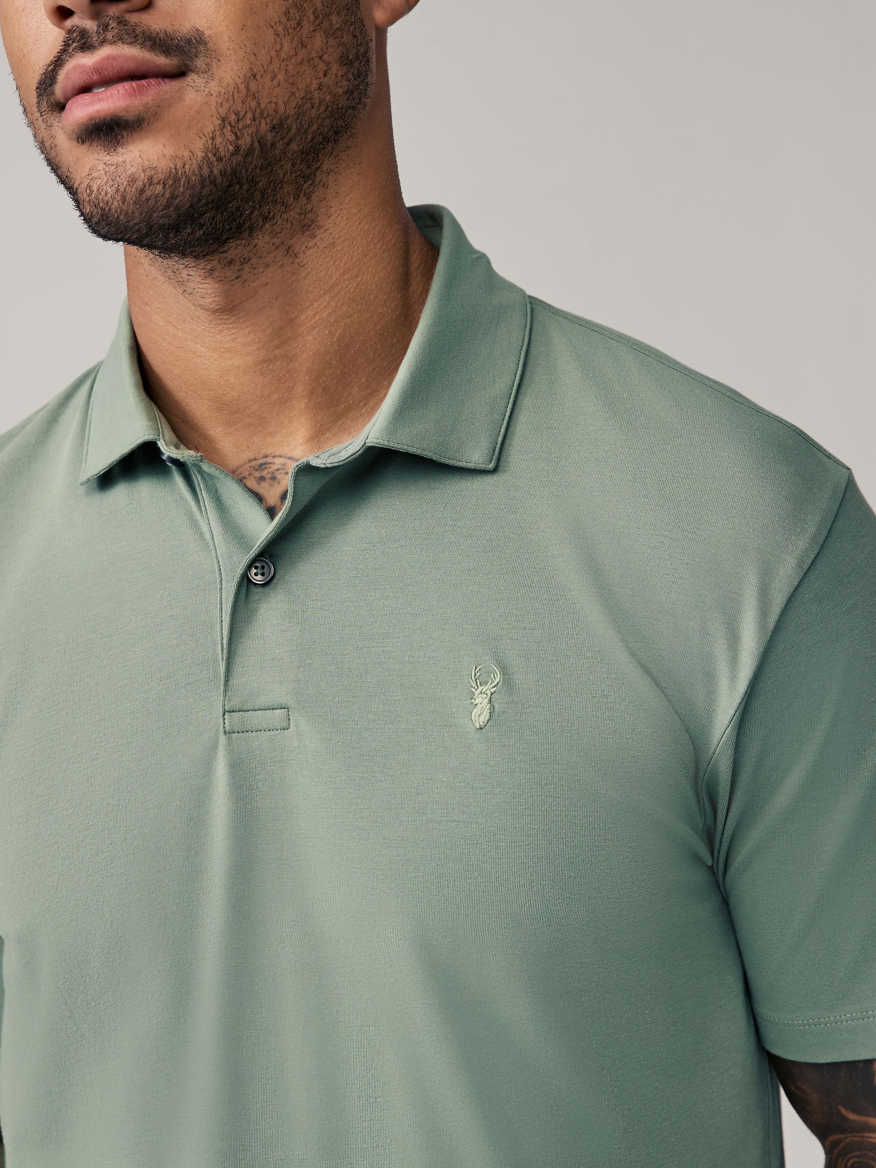 Buy Navy/Black/Grey/White/Sage Green Slim Fit Motionflex Short