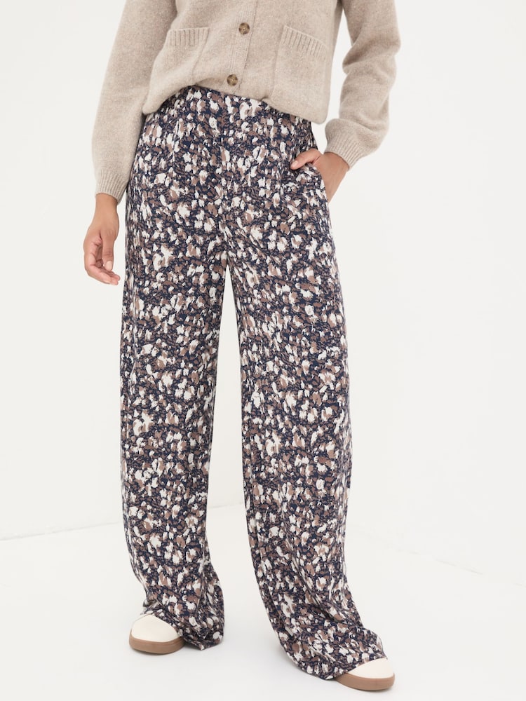 Ines Navy Mark Make Trousers - Image 2 of 9 Ines Navy Mark Make Trousers - Image 2 of 9