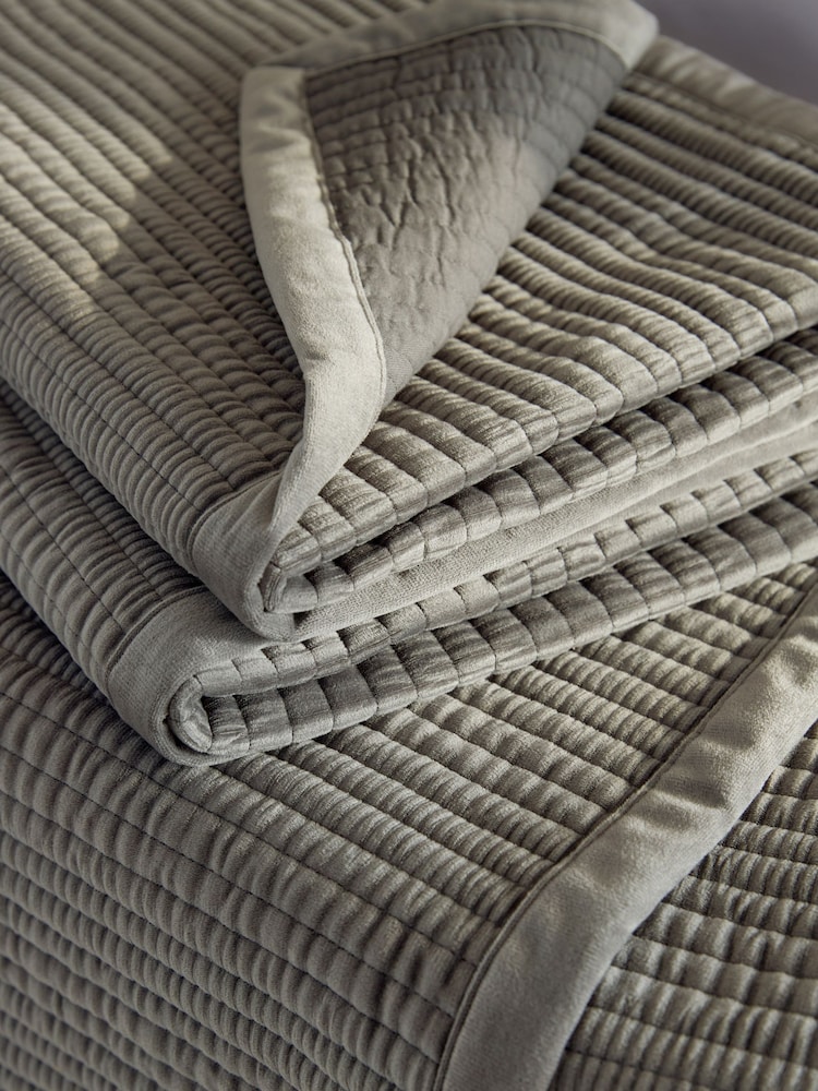 Grey Carrie Quilted Velvet Bedspread - Image 3 of 4