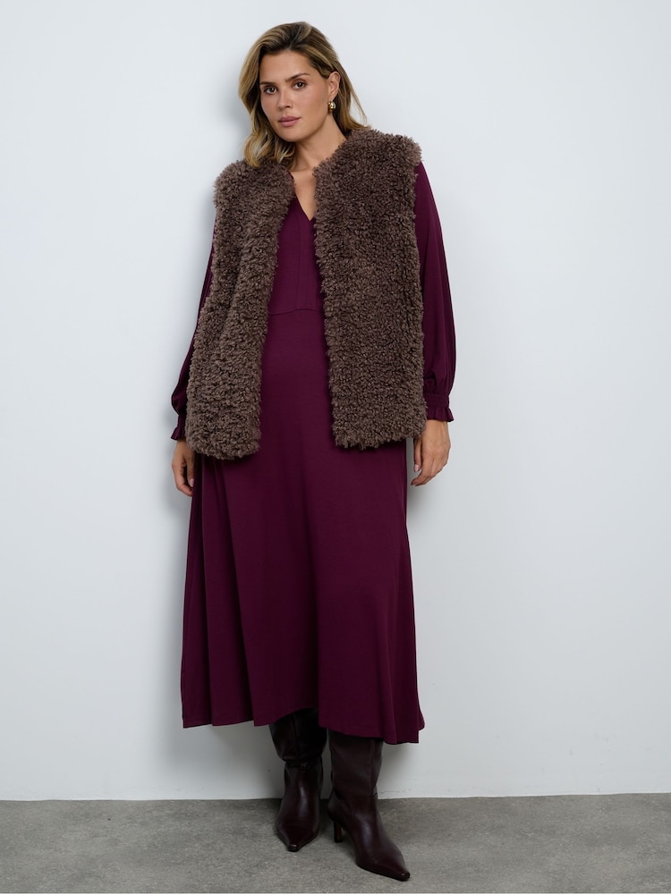 Live Unlimited Brown Mink Faux-Fur Shearling Gilet - Image 1 of 5