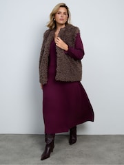 Live Unlimited Brown Mink Faux-Fur Shearling Gilet - Image 3 of 5