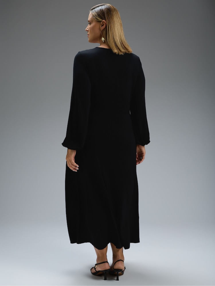 Live Unlimited Black Petite Jersey V-Neck Maxi Dress - Image 6 of 6 Live Unlimited Black Petite Jersey V-Neck Maxi Dress - Image 6 of 6