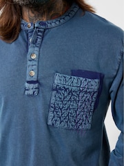 Joe Browns Incredible Customised Henley Long Sleeve T-Shirt - 5şəkildən 2 şəkil