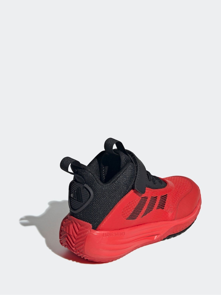 adidas red/black Own the Game 3.0 Trainers - Image 4 of 8