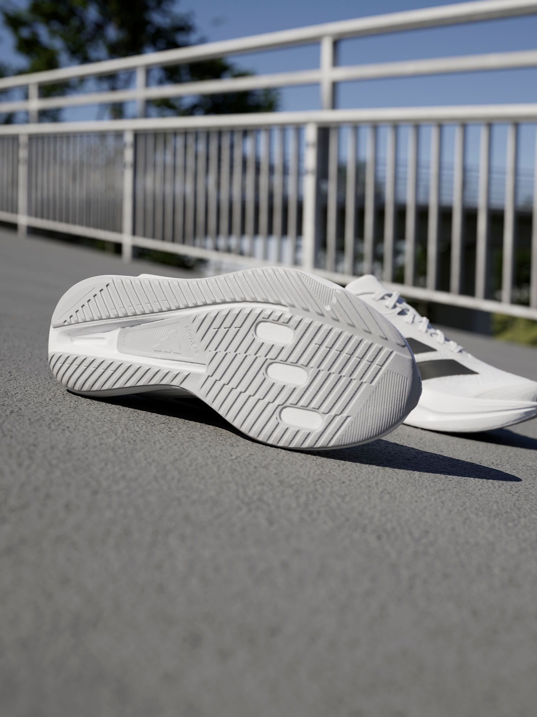 Next：日本 ホワイト - adidas Duramo SL2 W スニーカー from Next Japan