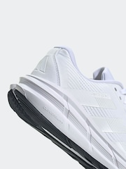 adidas White Questar 3 Trainers - Image 8 of 8