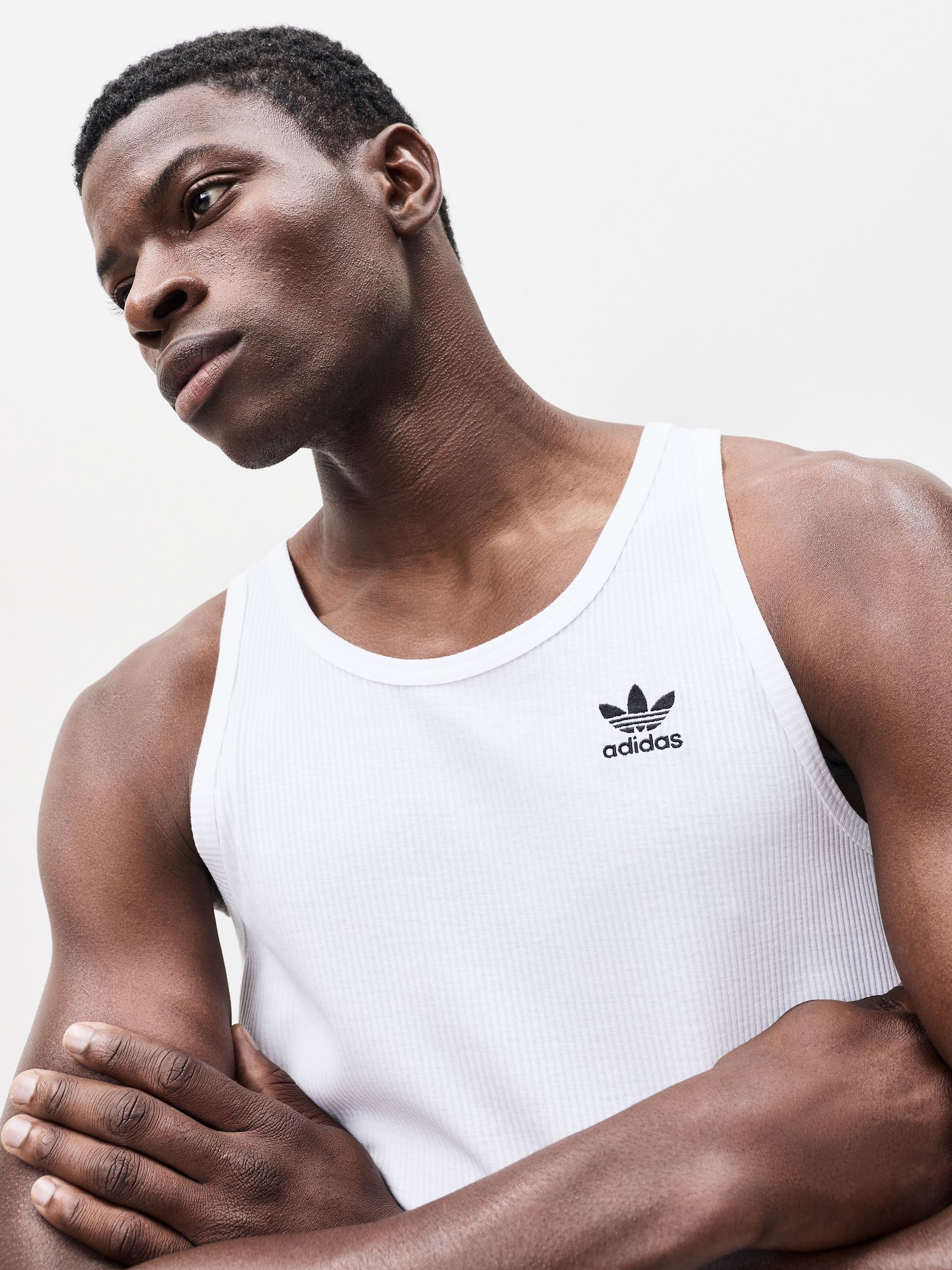 Next：日本 ホワイト - adidas Originals トレフォイル エッセンシャル