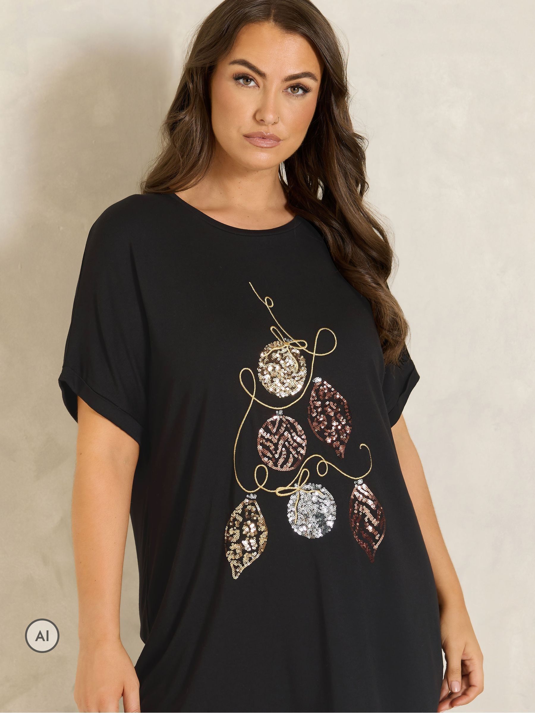 Evans Women's Black Sequin Embellished Bauble Christmas Tree T-Shirt In | Size: 30-32 - Image 3