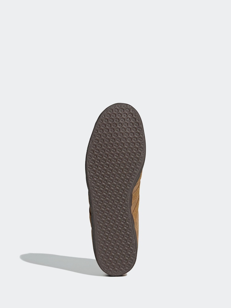 adidas Originals Light Brown Gazelle Trainers - Image 6 of 8