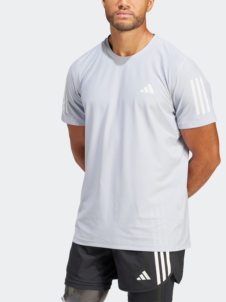رمادي - تي شيرت Own The Run من adidas - صورة 2 من 7 رمادي - تي شيرت Own The Run من adidas - صورة 2 من 7